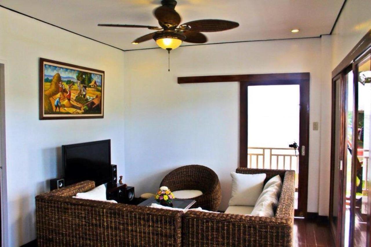 Casa De Miguelitos Hotel Tagaytay City Bilik gambar